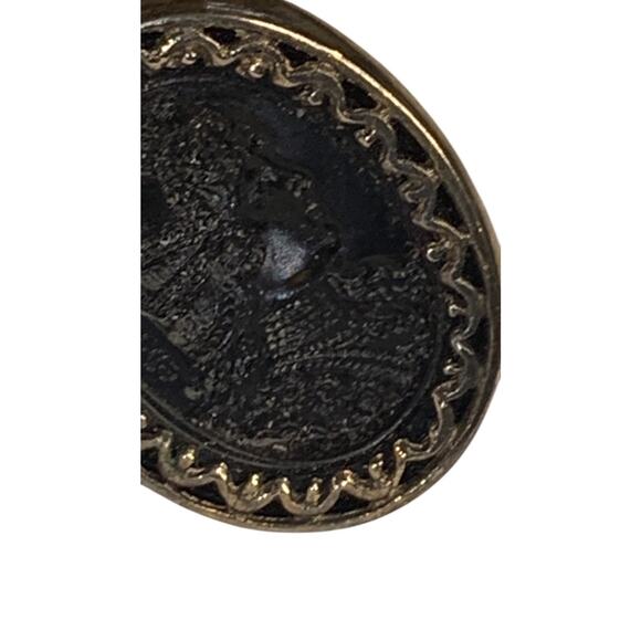 Vintage Signed DaVinci Cufflinks Intaglio Carved Soldier Bullet Back - Picture 8 of 8